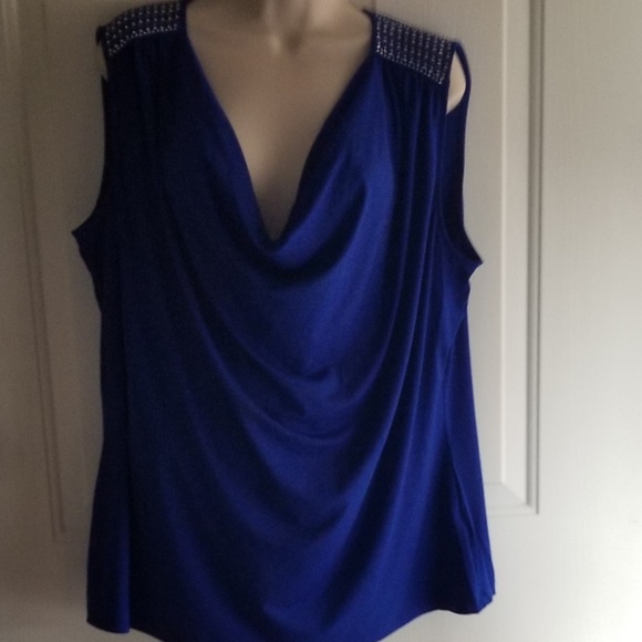 Women's Plus Size Top - Picture 1 of 4